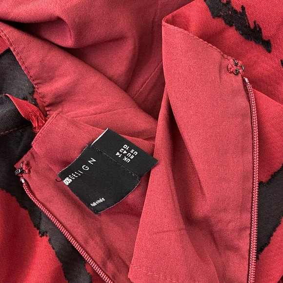 ASOS DESIGN 10 fallen shoulder draped bias maxi dress - Picture 7 of 9